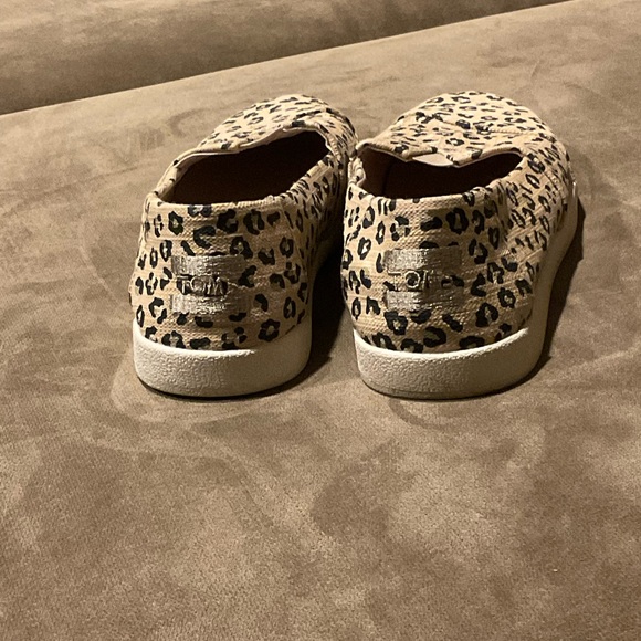 Toms classic slip on canvas shoes - Picture 5 of 6